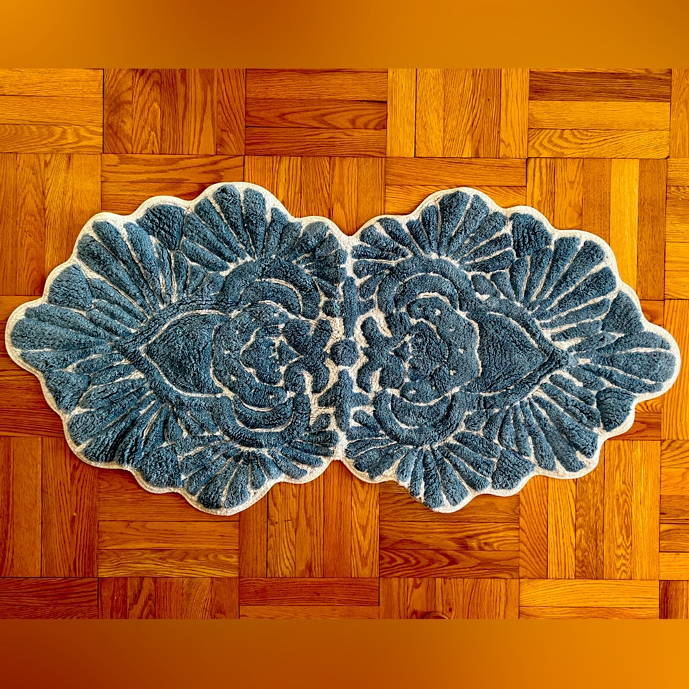 Anthropologie - Riviera Bath Mat (NWOT)